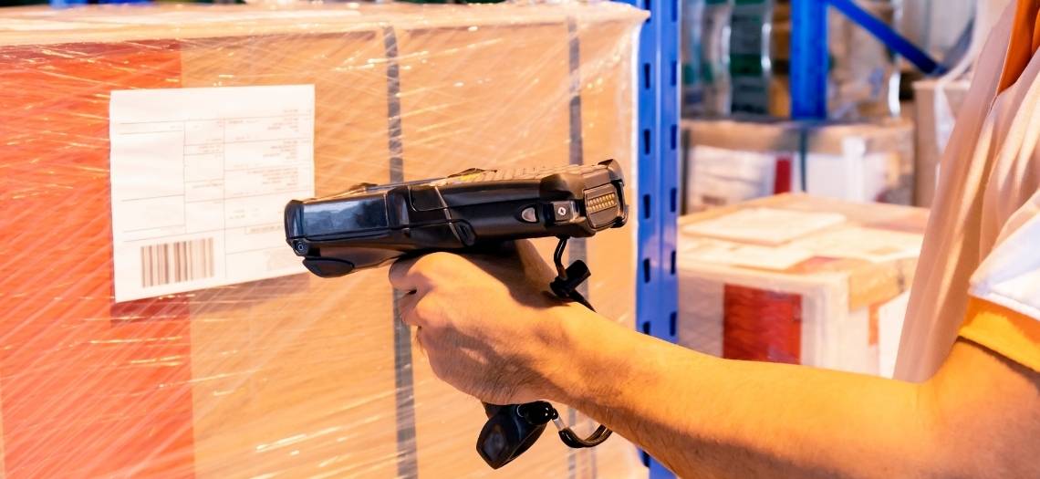 Scanning a box for shipment